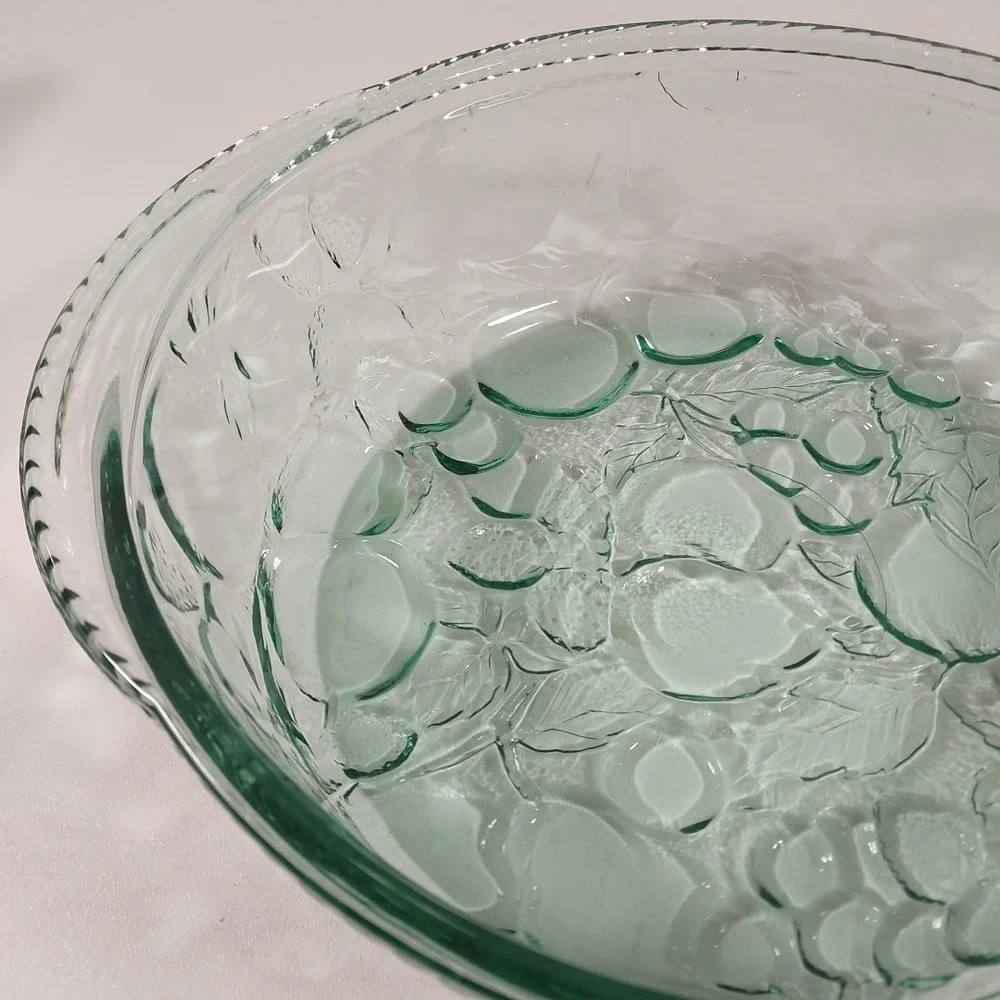 Vintage Libbey Orchard Fruit Round Casserole Dish‎ Clear Green Glass Oven Proof